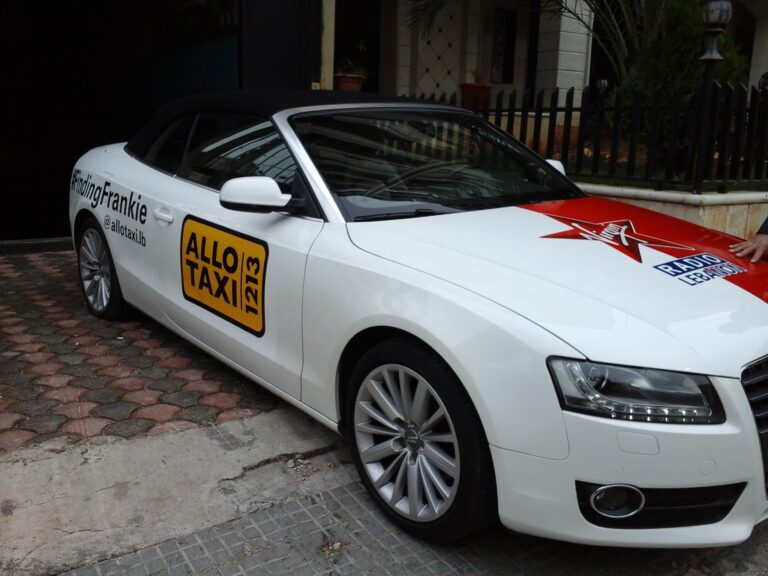 Allo taxi car wrapping 1
